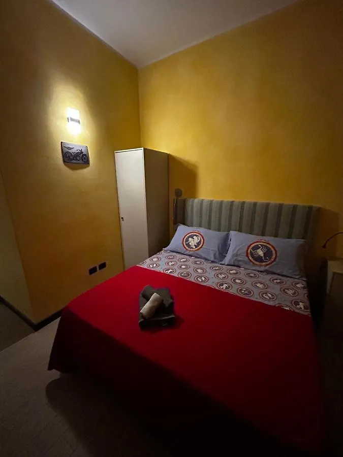 B5 Apartment Parma Italy