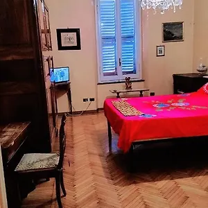  Alloggio in famiglia Nevina Centro Camera Privata In